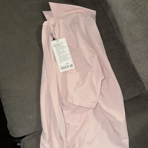 lululemon athletica Charcoal Short Sleeve Button Down Shirt - Picture 3 of 4